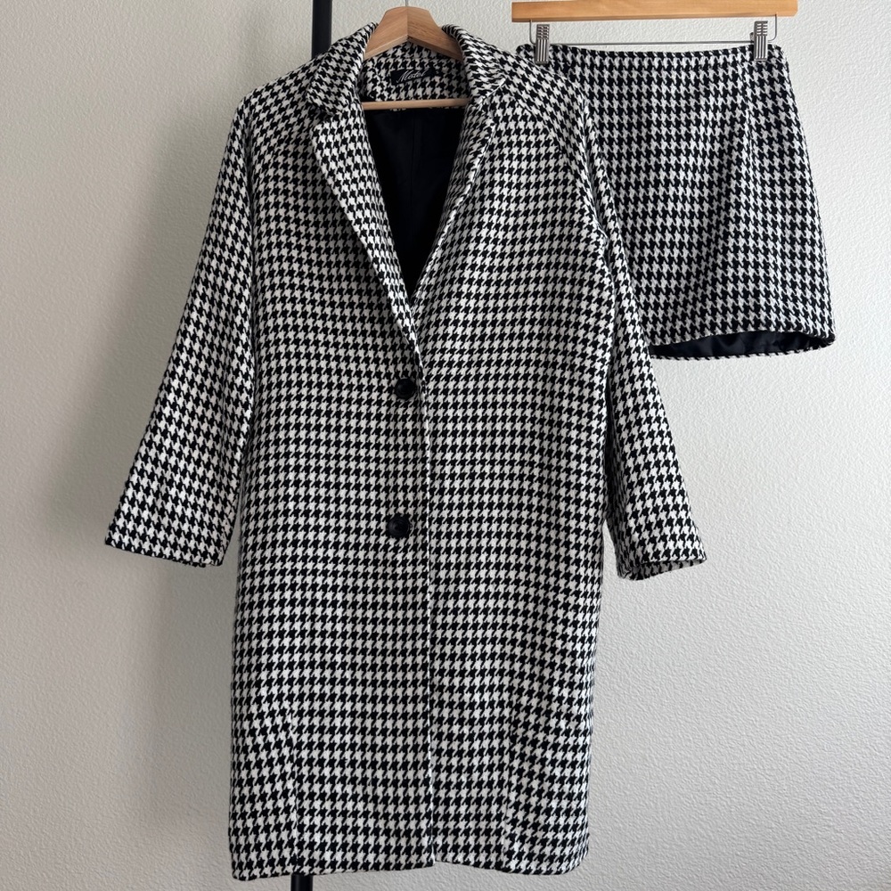 Motel coat + skirt set